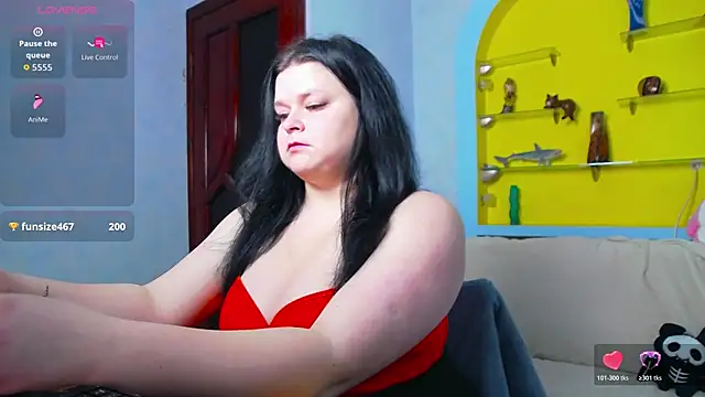 Linasexy777 Adlı Modelin Canlı XXX Sohbeti