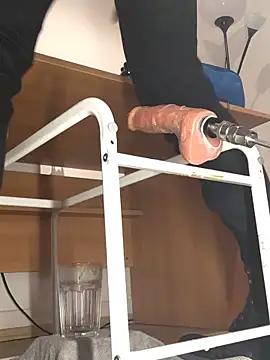 Inseminator69 – Kamerová šou