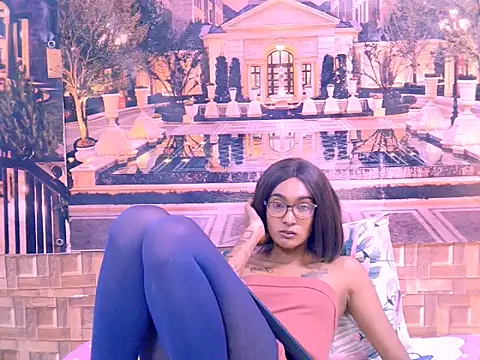 IndianRebel4u2Luv 即時 XXX 聊天