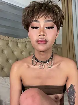 Innocent_yanixx69: вебкам-шоу