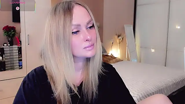 Libby_Nora: απευθείας συνομιλία ΧΧΧ