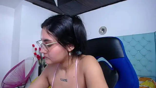 kathe-mills235 即時 XXX 聊天