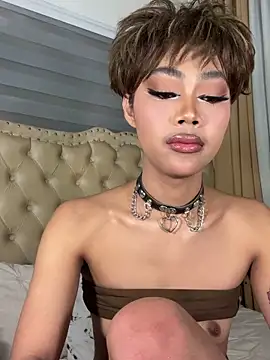 Innocent_yanixx69のライブXXXチャット