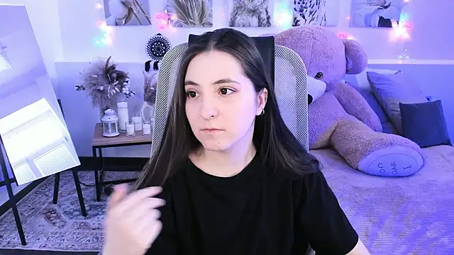 دردشة VirtuallVoyant الجنسية المباشرة