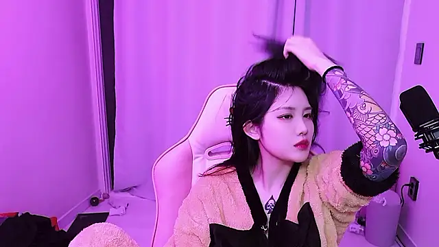 MISA_02: онлайн-секс-чат