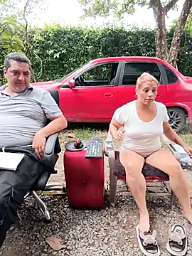 hotandfierylatinos2023 élő XXX-chatje