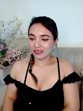 دردشة Kiaraa88 الجنسية المباشرة