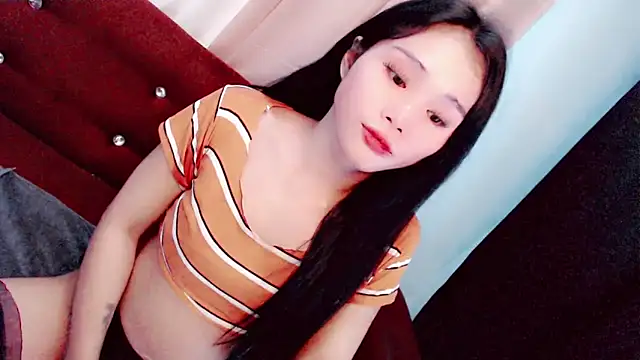 Amomentoflust99 웹캠 쇼