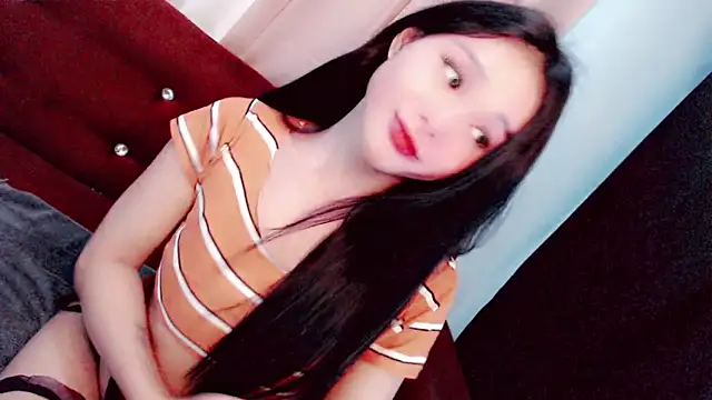 Amomentoflust99 现场XXX聊天