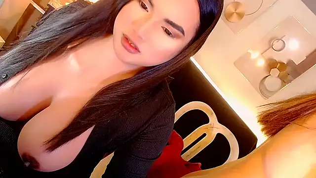 Chichiloepsのウェブカメラショー