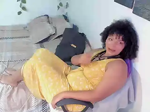 chloe_kissesn Live XXX chat