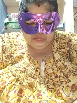 tamilthanushri Live XXX-Chat