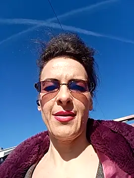 RebeccaNobleのライブXXXチャット