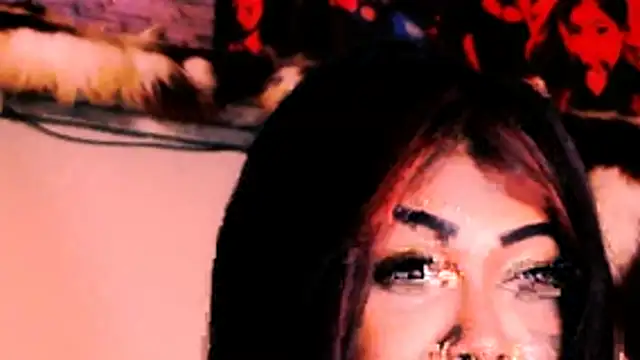 Živý XXX chat indian_dreamgirl