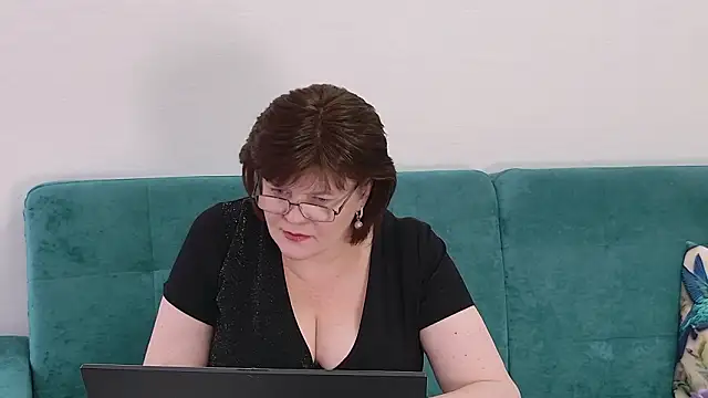 Sandra_Sunrise Live XXX-Chat