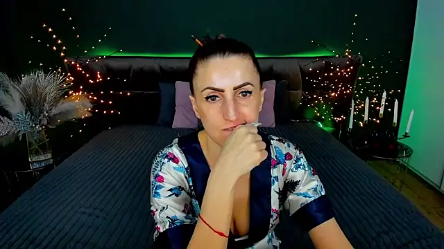 Rebecca_Diamond – Naživo XXX chat