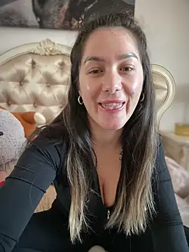 Онлайн чат XXX HotXMom_