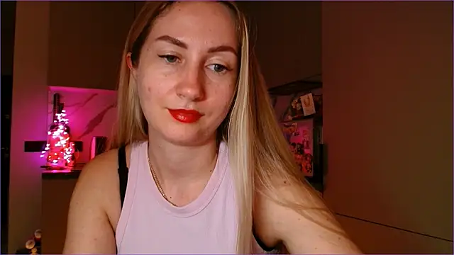 BluueSilk Chat XXX live