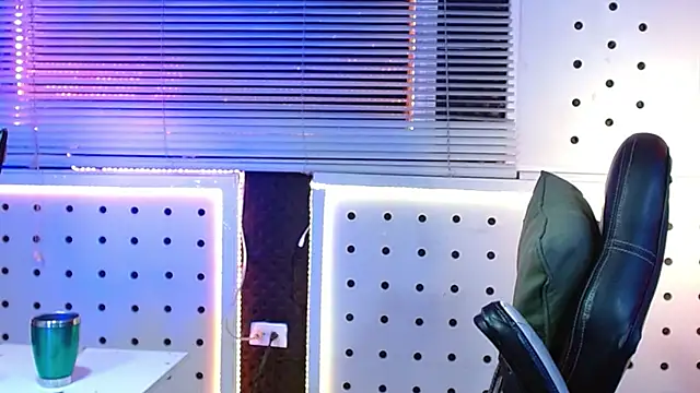 Godofcumxxx's Live XXX Chat