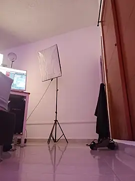 LolaVillalobos' Live XXX Chat