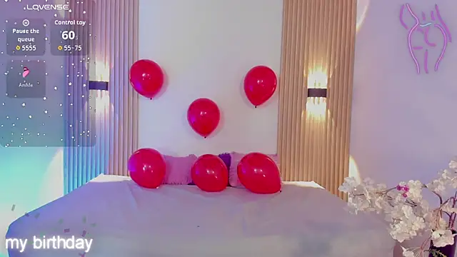 Chat +18 de LaylaEmber ao vivo