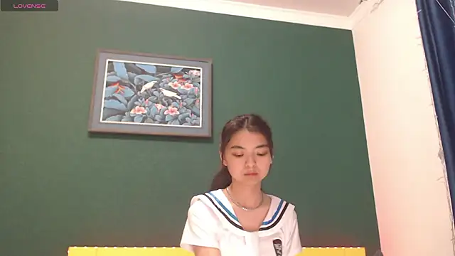 Shy_Kira Live XXX-chat