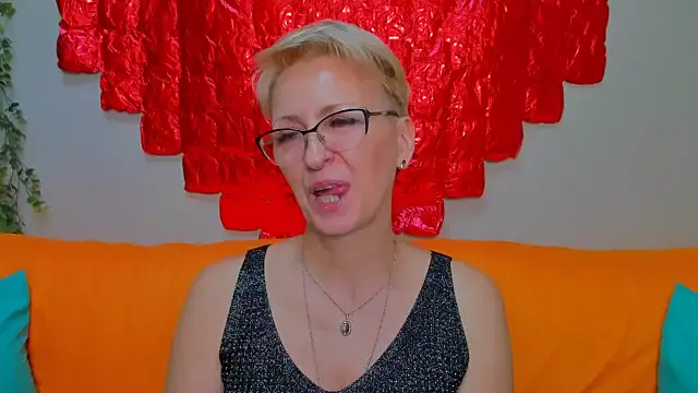 iamyourdream89: онлайн-секс-чат