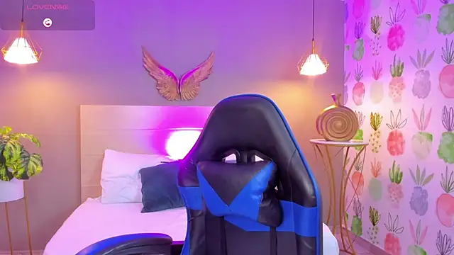 kitty_sweeety_'s Live XXX Chat