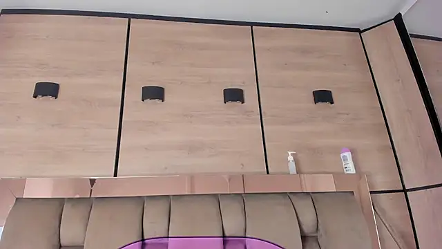 Sembang XXX Secara Langsung karol_lewiss