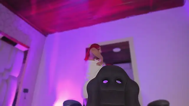 Emmily_Savage live XXX chat