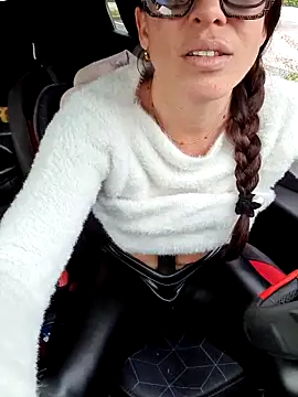 sexy7883: онлайн-секс-чат