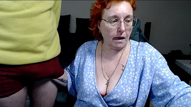 JoannaAndNeighbour Adlı Modelin Web Kamerası Şovu