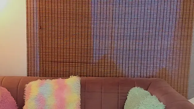 ariana_cross 即時 XXX 聊天