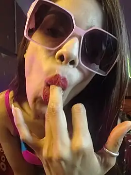 Ivy_the_goddess' Live XXX Chat