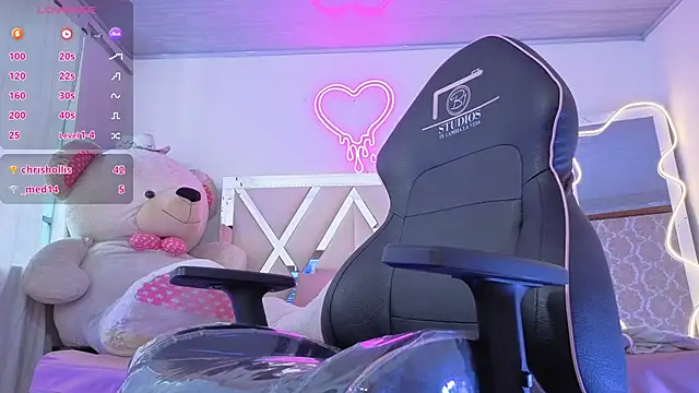 SABRIINA_TAY 现场XXX聊天