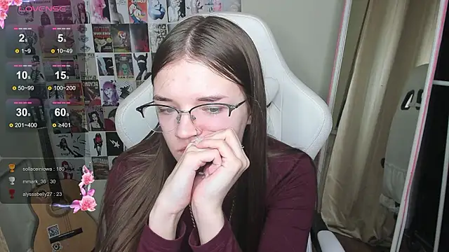 OliviaWilloww_ webcam show