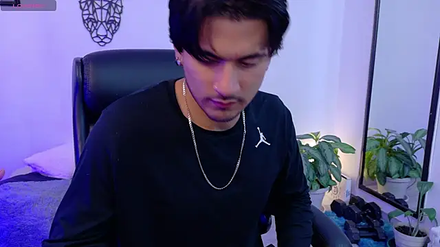 Chat XXX en directo de Elian_savoy