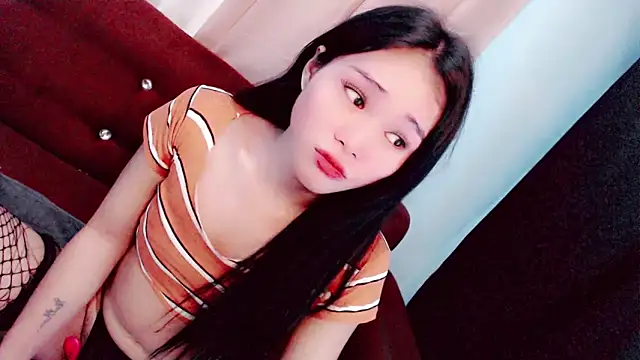 Amomentoflust99 Show Webcam