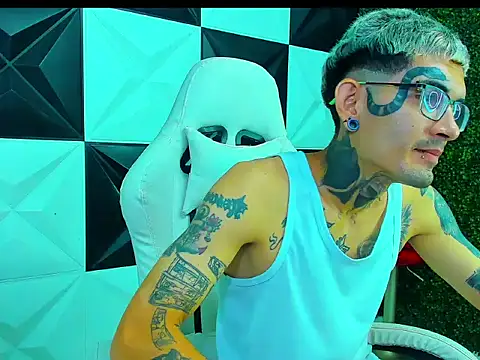 دردشة Boy_tatto77 الجنسية المباشرة