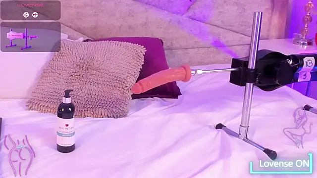 Sara_Rossi__ Adlı Modelin Canlı XXX Sohbeti