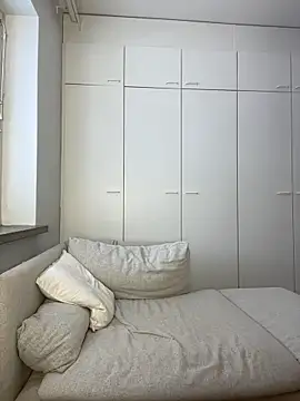 MilkyHoneyLullabiesn Live XXX chat