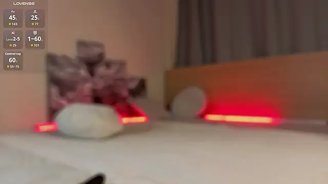 OttilieBurruss Chat XXX live