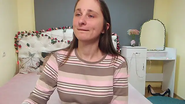 MichelLeee Chat XXX live