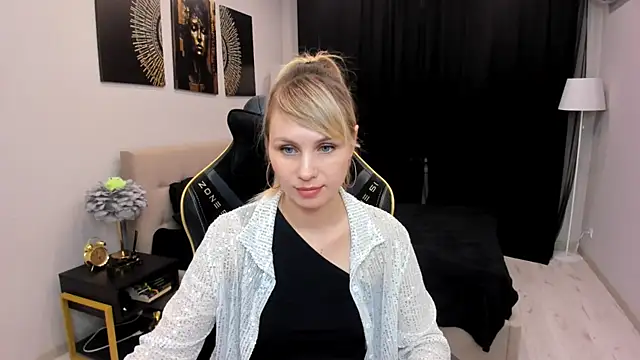 LindaSandy_1's Live XXX Chat