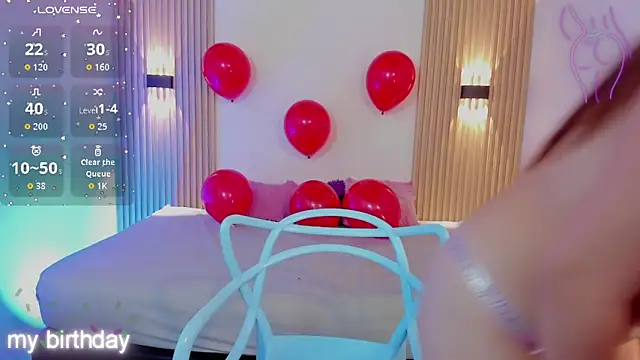 Онлайн чат XXX LaylaEmber