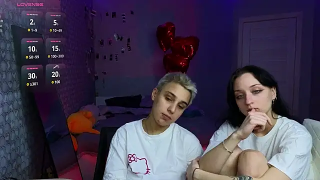 LuxuryLoverssのウェブカメラショー