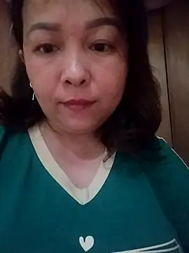 roachan_1 Live XXX-chat