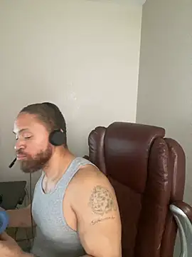 Fathero1time Live XXX-Chat