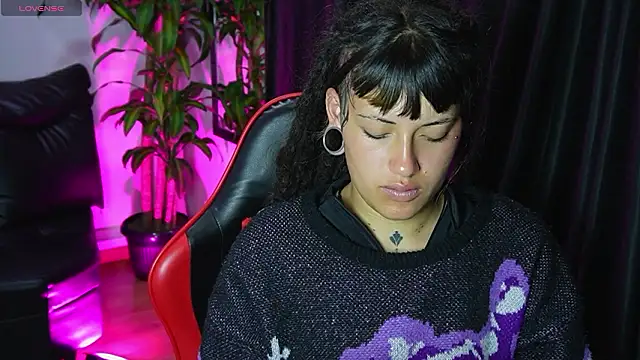 Chatroom XXX en direct de _sharlotte777