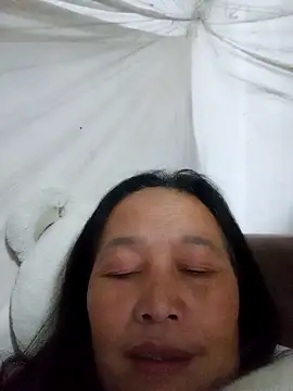 heesuu11 即時 XXX 聊天